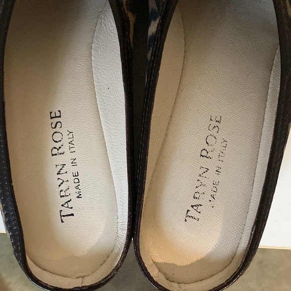 Taryn Rose Cheetah Print Slides - Picture 9 of 9